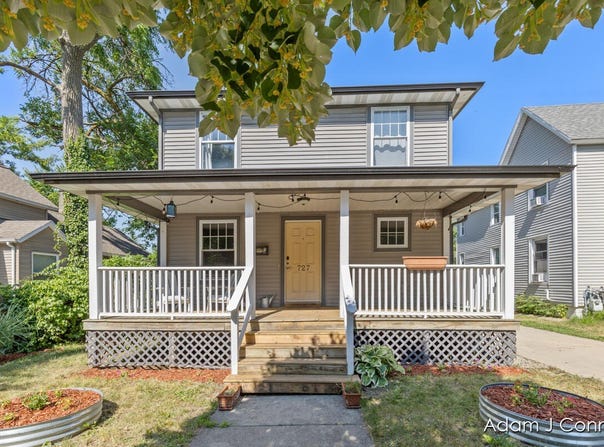 727 Cass Avenue SE, Grand Rapids, MI 49503