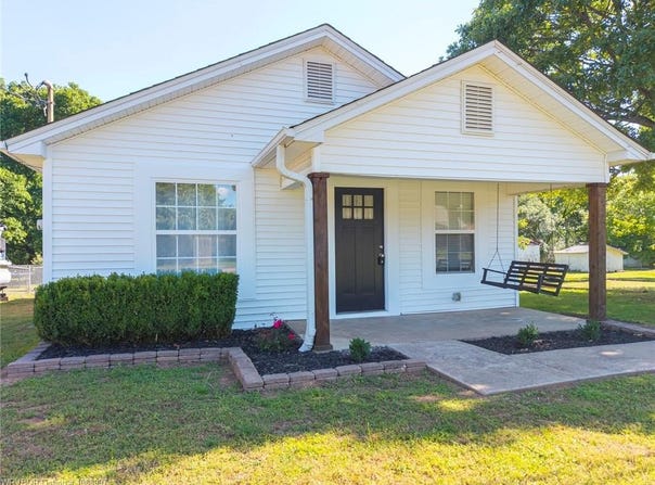 715 Maple Shade, Alma, AR 72921