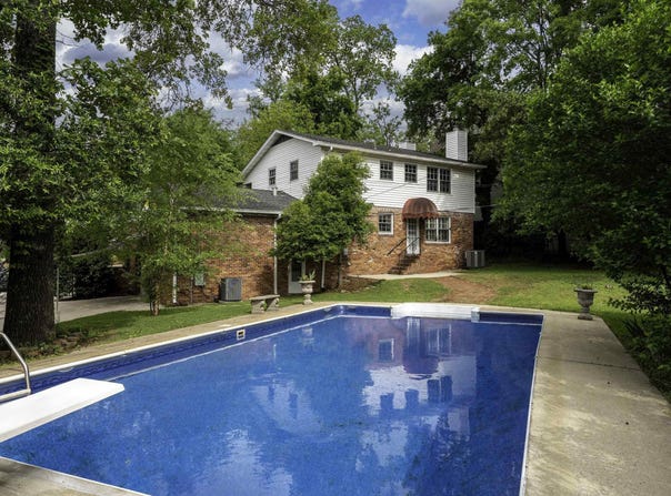 913 CHESTNUT STREET, VESTAVIA HILLS, AL 35216