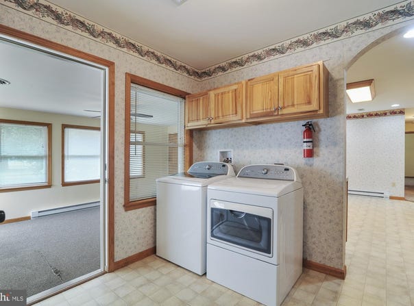 2272 FORREST AVENUE, DOVER, DE 19904