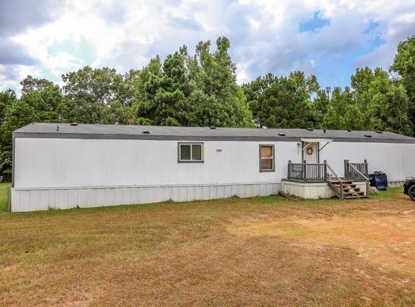 205 STONE RIDGE CIR, Kilgore, TX 75662