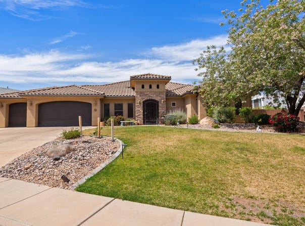 1651 E 90 S Cir, St George, UT 84790