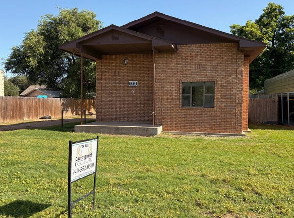 2711 Gordon Street, Vernon, TX 76384