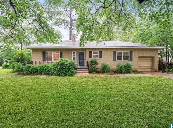 2105 22ND AVENUE, NORTHPORT, AL 35476