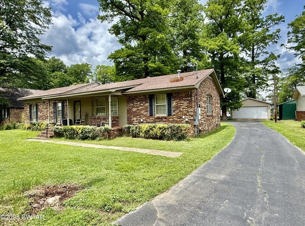 1645 Lake Drive, Hornbeak, TN 38232