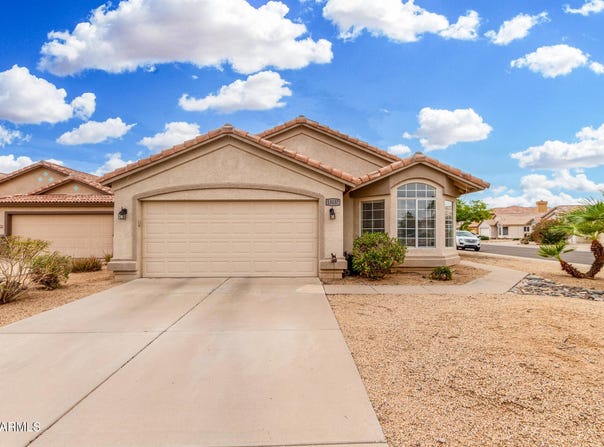 13137 W WILSHIRE Drive, Goodyear, AZ 85395