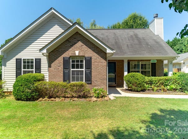 2615 Gradys Ground Drive N, McConnells, SC 29726