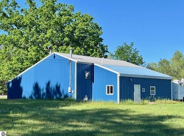 1012 Seneca Place, Cadillac, MI 49601