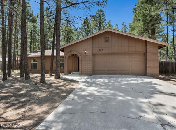2787 N Pebble Beach Drive, Flagstaff, AZ 86004