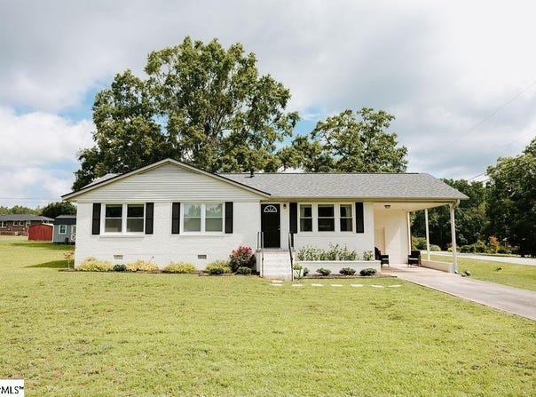 2 Polly Street, Honea Path, SC 29654