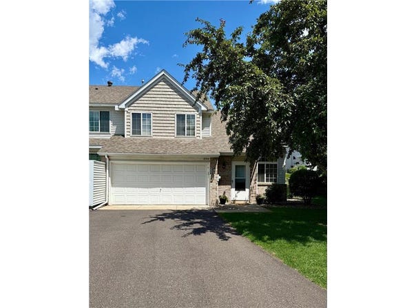 8744 Bechtel Avenue, Inver Grove Heights, MN 55076