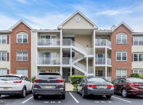 507 Red Crest Ln, Branchburg Twp., NJ 08876-3682
