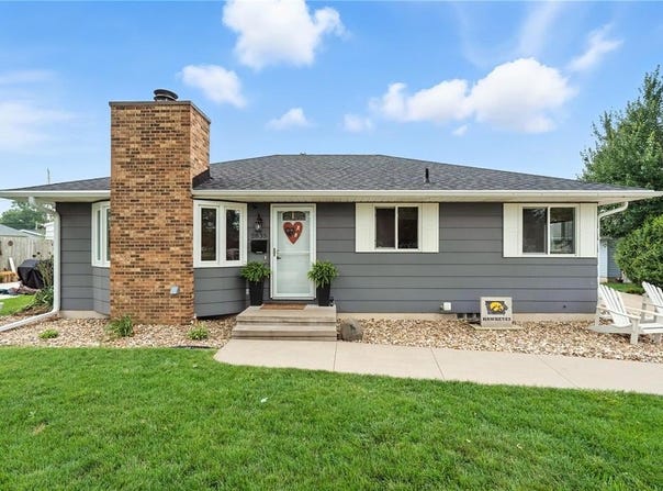 2835 18th Avenue, Marion, IA 52302