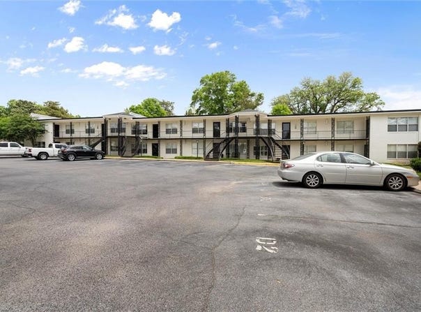4009 Old Shell Road, Mobile, AL 36608