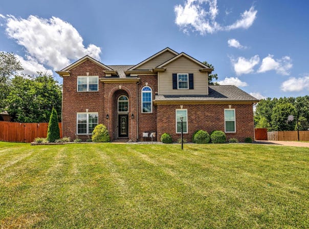 4277 Stonegarden Lane, Newburgh, IN 47630