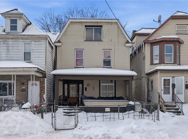 1233 Kenneth Avenue, Arnold, PA 15068