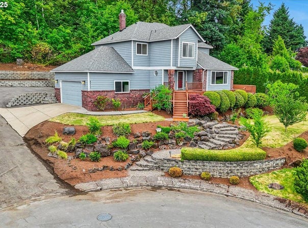8311 GREENANN CT, Gladstone, OR 97027
