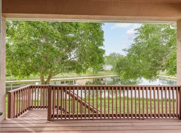 1122 S POINTE ALEXIS DRIVE, TARPON SPRINGS, FL 34689