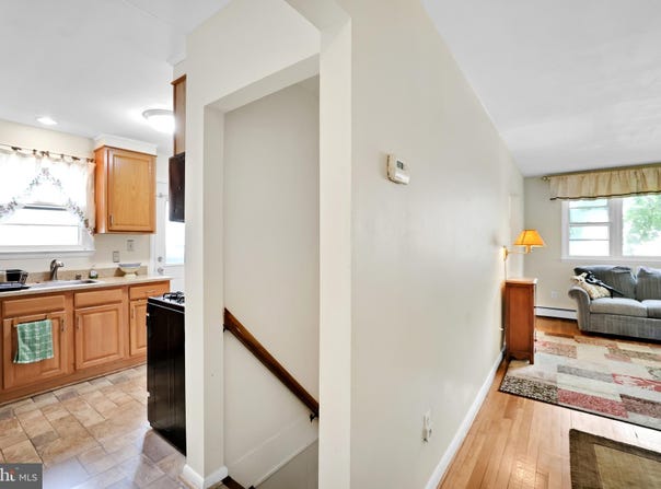 11211 VALLEY VIEW AVENUE, KENSINGTON, MD 20895