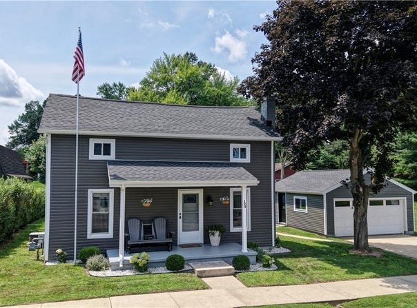 124 2nd Avenue NW, Beach City, OH 44608