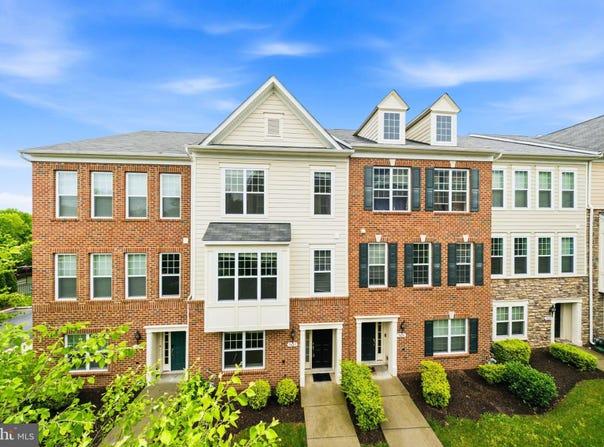 7427 WOOD MEADOW Way, LANHAM, MD 20706