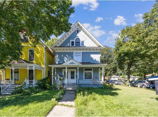 2827 Lyndale Avenue N, Minneapolis, MN 55411