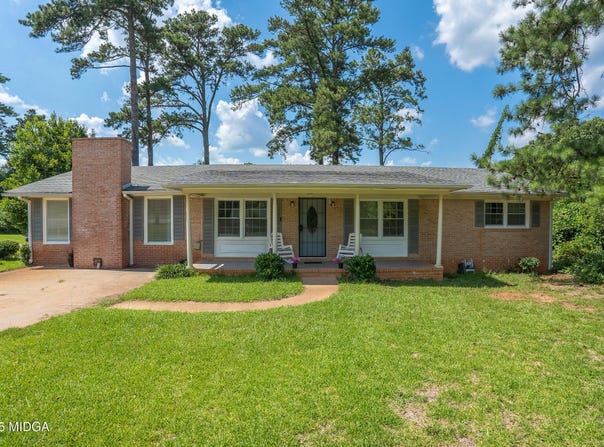 505 E Mcintosh Road, Griffin, GA 30223