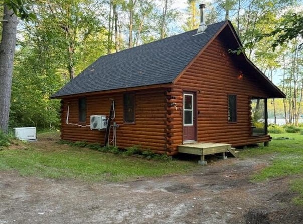 34 Lakeview Drive, Woodstock, ME 04219