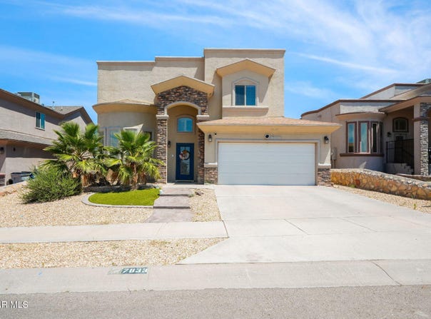 7833 ENCHANTED TRAIL Drive, El Paso, TX 79911