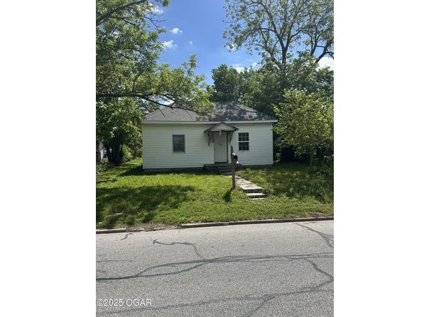 107 S St.Louis, Joplin, MO 64801