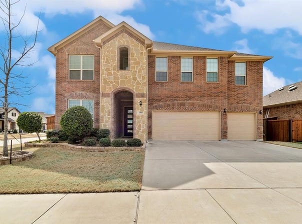 2800 Long Slope Road, Arlington, TX 76001