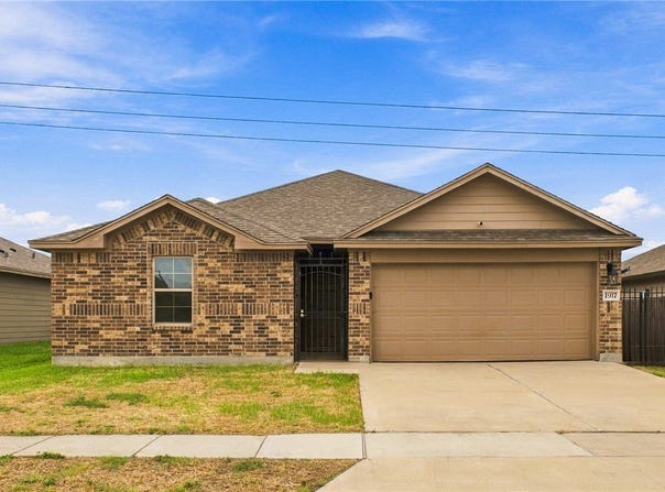 1917 Kentucky Derby Drive, Corpus Christi, TX 78417
