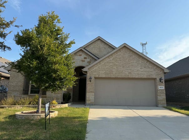 1033 Almond Street, Hickory Creek, TX 75065