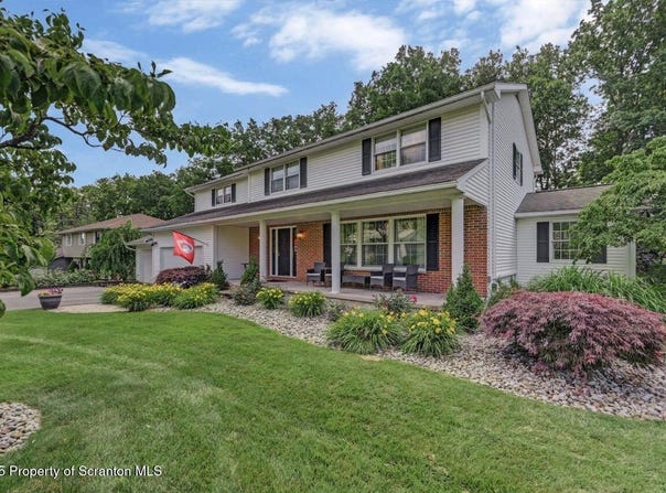 508 Old Colony Road, South Abington Twp, PA 18411