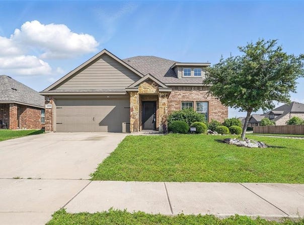 1300 Levi Lane, Forney, TX 75126