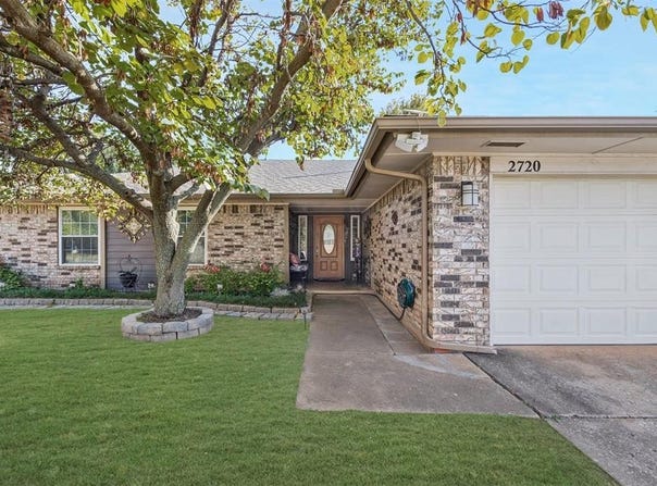 2720 Fairfield Drive, Edmond, OK 73012
