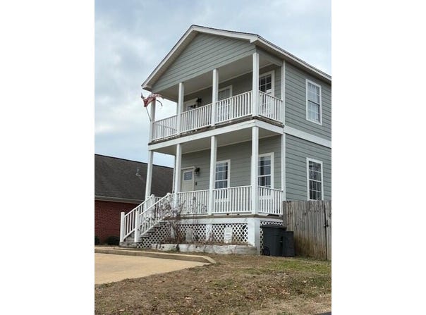 105 Tomlinson Dr, Starkville, MS 39759