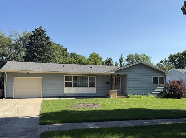 811 W 10th Street, Spencer, IA 51301