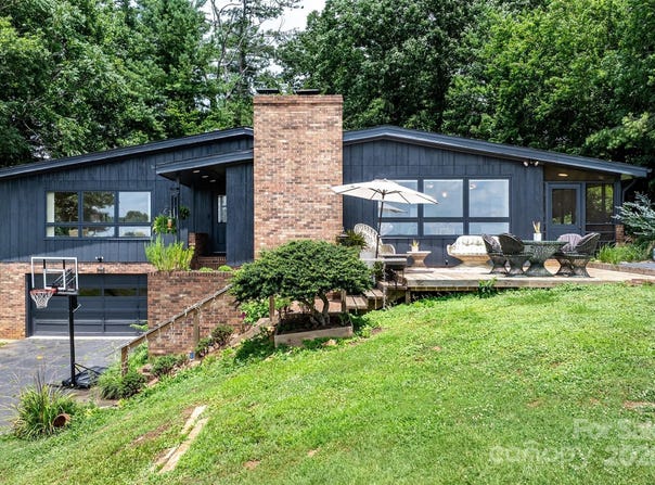 109 Joe Teague Road, Hickory, NC 28601