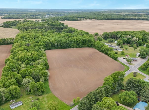 Marcellus Highway, Dowagiac, MI 49047