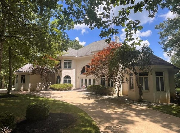 608 CLUB CIRCLE, DANIELS, WV 25832