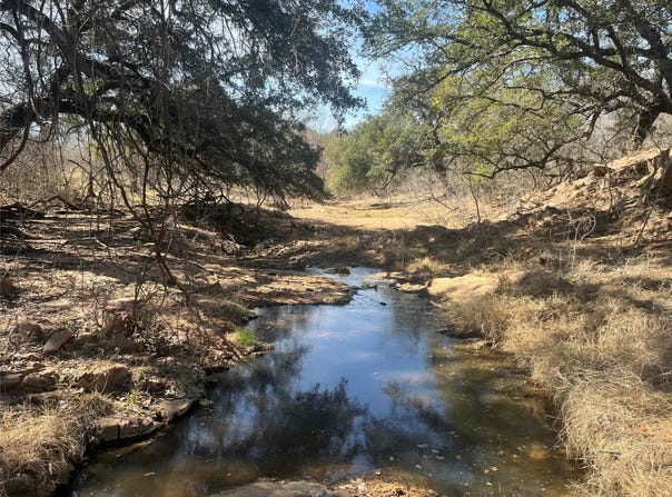 RR 152, Castell, TX 78643