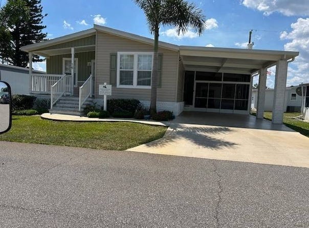 16 Pine Aire Circle, Lake Placid, FL 33852