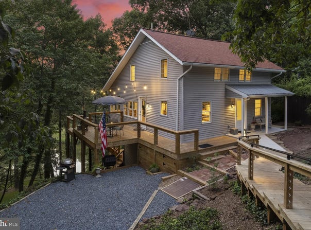 229 BOY SCOUT ROAD, NEW OXFORD, PA 17350