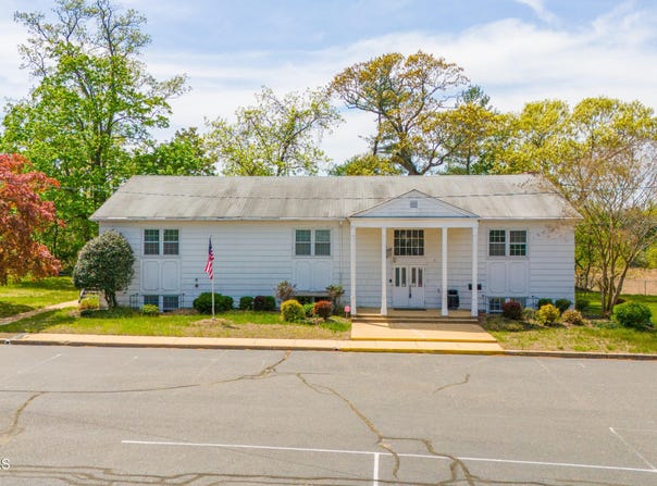 62 Hance Avenue, Tinton Falls, NJ 07724