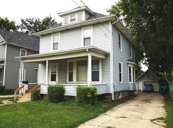 347 S Lake Street, Aurora, IL 60506