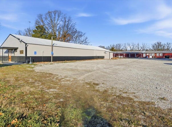 22889 Mo-64, Hermitage, MO 65668