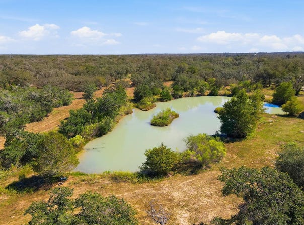 3001 Curry Rd, Seguin, TX 78155
