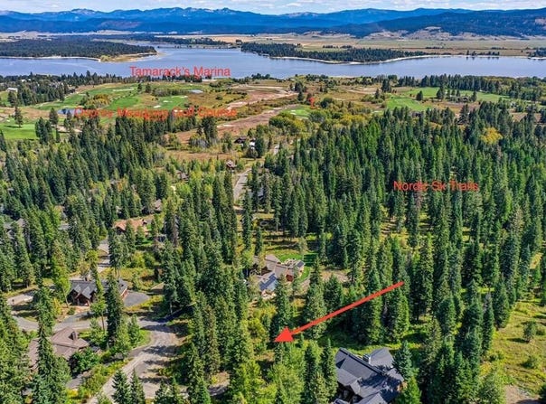 77 Tripod Court, Donnelly, ID 83615