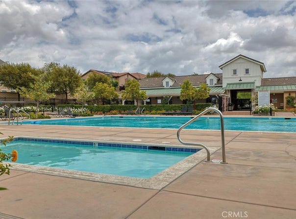 22620 Dragonfly Ct, Saugus, CA 91350